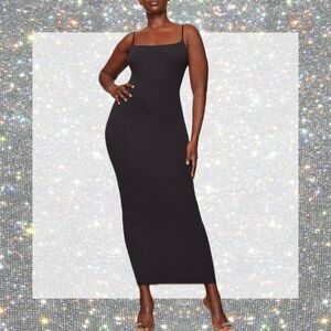 SKIMS Fits Everybody Long Slip Dress in Onyx size S NWT!